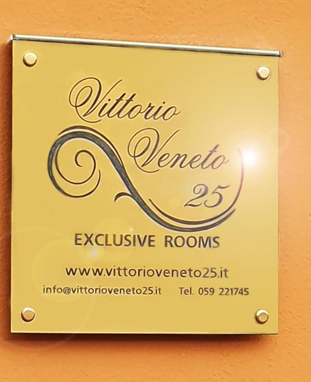 Vittorio Veneto 25 Hotel Modena Exterior photo